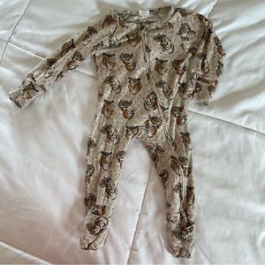 Larkspur zip sleep & play one piece footie pajamas